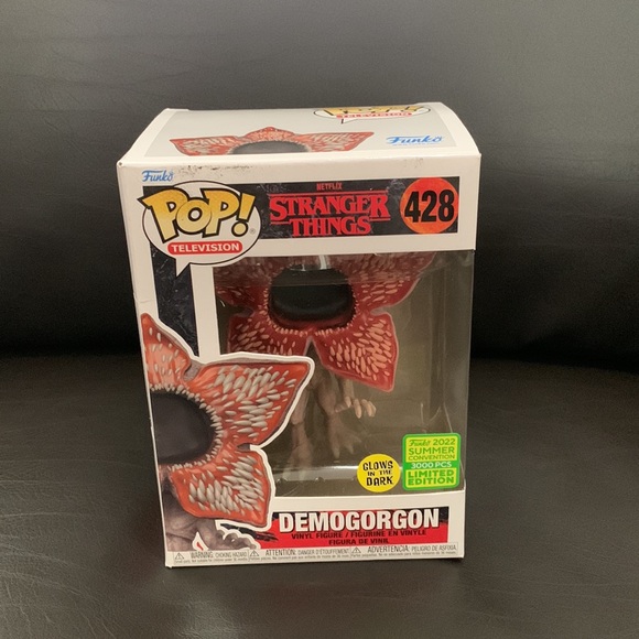 Pops Stranger Things Funko pop and backpack. NWT - Picture 5 of 5